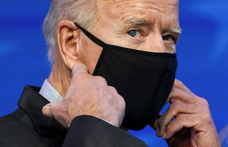 BIDEN PRÉVOIT DE PRENDRE UNE "DIZAINE" DE MESURES LORS DE SON INVESTITURE