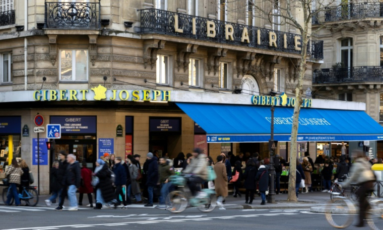 Une librairie Gibert dans le quartier latin, à Paris, le 1er février 2025 ( AFP / Sébastien DUPUY )