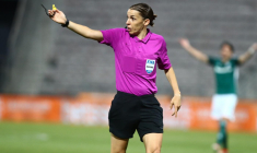 Stéphanie Frappart : « J’ai toujours voulu être un facilitateur du jeu »