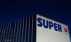 Photographie d'un supermarché Super U à Béziers, dans le sud de la France, prise le 30 mars 2025. ( AFP / GABRIEL BOUYS )