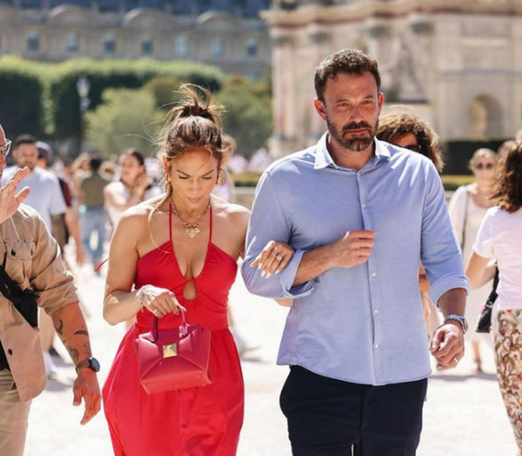 Jennifer Lopez et Ben Affleck se sont récemment mariés. crédit photo : Capture d’écran Instagram @alwaysjlo