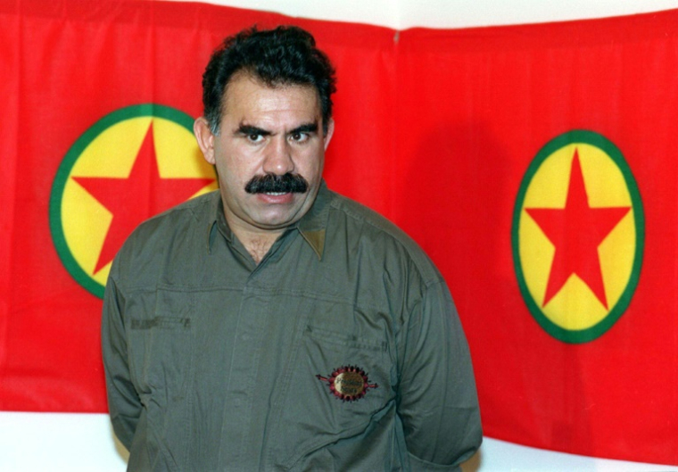 Abdullah Öcalan, chef historique du Parti des travailleurs du Kurdistan (PKK), le 28 septembre 1993, à Masnaa, au Liban ( FILES / JOSEPH BARRAK )