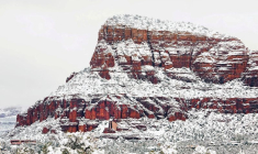 Les montagnes du Grand Canyon sous la neige, en Arizona