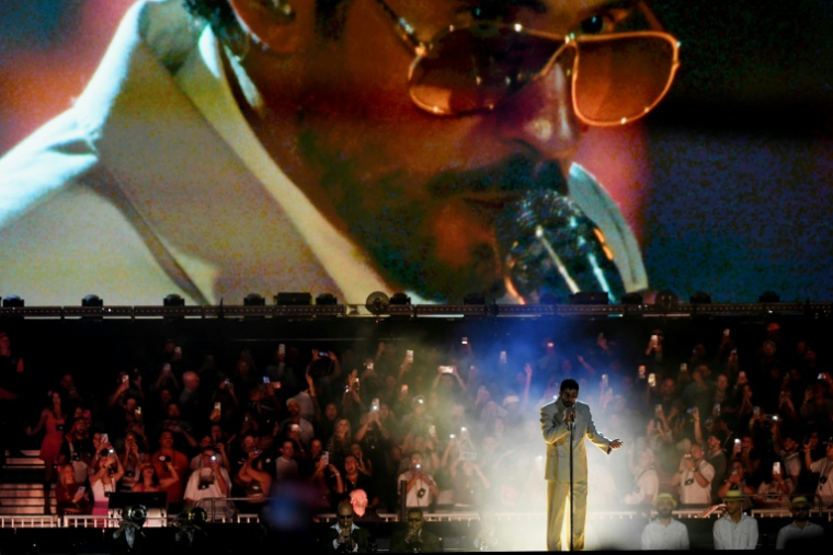 Le chanteur portoricain Bad Bunny en concert à Medellin, en Colombie, le 23 janvier 2026 ( AFP / Jaime SALDARRIAGA )