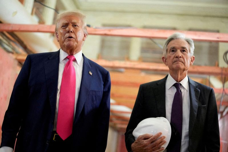Le président américain Donald Trump et le président de la Réserve fédérale Jerome Powell