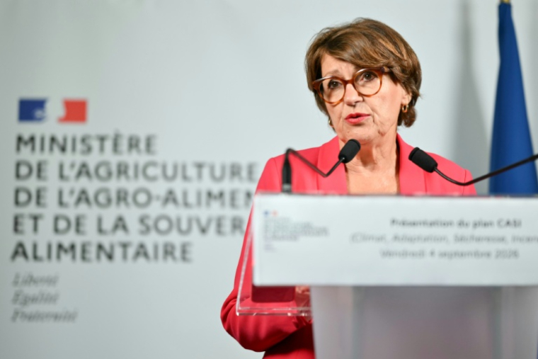 La ministre de l'Agriculture, Annie Genevard, le 4 septembre 2026 à Paris ( AFP / LOU BENOIST )