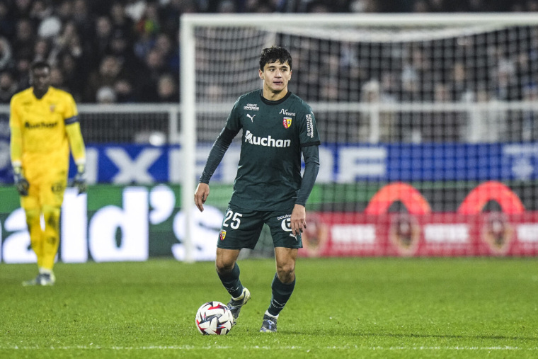 Khusanov, de Lens à Manchester City ?
