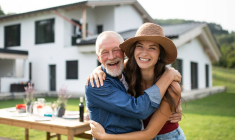 Un studio de jardin pour éviter l’EPHAD - iStock-Halfpoint