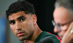 Le footballeur Achraf Hakimi lors d'une conférence de presse au New York/New Jersey Stadium le 12 juin 2026 ( AFP / Mauro PIMENTEL )