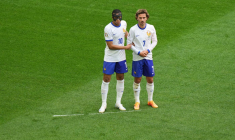 Griezmann et Mbappé, entre voisins
