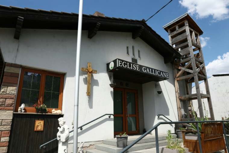 L'église gallicane de Lingolsheim, dont Raphaël S. était "évêque", le 23 mai 2025 dans le Bas-Rhin ( AFP / Frederick FLORIN )