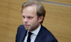 Le député UDR Charles Alloncle, rapporteur de la Commission d'enquête sur l'audiovisuel public, à l'Assemblée nationale, le 8 avril 2026 à Paris ( AFP / GEOFFROY VAN DER HASSELT )