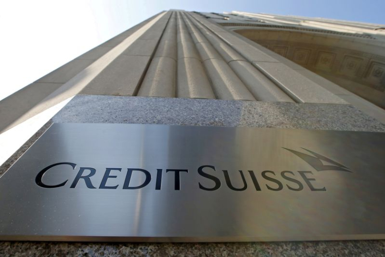CREDIT SUISSE PRÉVOIT DE DÉVOILER SON REMANIEMENT STRATÉGIQUE CETTE ANNÉE, DIT SON PRÉSIDENT