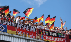 La FIFA récompense un journaliste allemand pour sa longévité