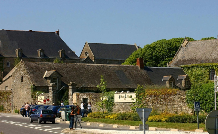 Vue le 20 mai 2004 du manoir dans l'enceinte duquel a été retrouvé, le corps de Jonathan, 11 ans, immergé dans une mare à Guérande, en Loire-Atlantique ( AFP / FRANK PERRY )