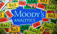 L'agence de notation Moody's a maintenu vendredi la note souveraine de la France, tout en abaissant la perspective de "stable" à "négative", lançant ainsi un avertissement au pays ( AFP / Lionel BONAVENTURE )