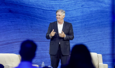 Le PDG de Ge Aerospace, Larry Culp, à New York, aux États-Unis, le 6 septembre 2023. ( GETTY IMAGES NORTH AMERICA / ILYA S. SAVENOK )