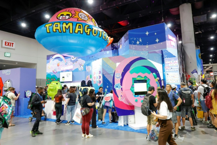 Le stand Tamagotchi au festival Comic-Con de San Diego, aux Etats-Unis, le 23 juillet 2025 ( GETTY IMAGES NORTH AMERICA / Frazer Harrison )