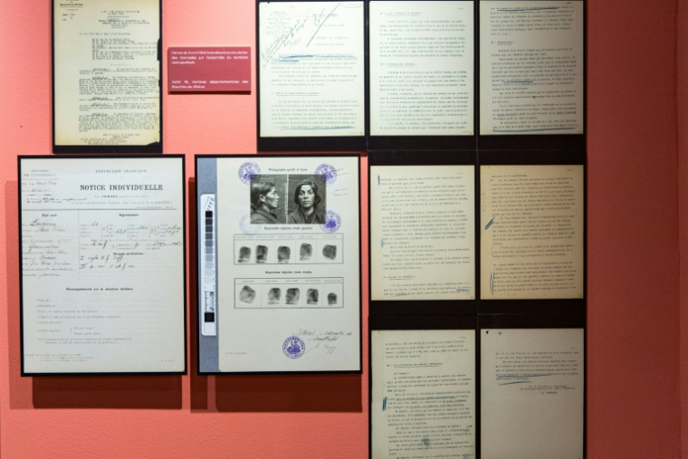 Des documents exposée au musée du camp de Rivesaltes, le 27 juillet 2024 dans les Pyrénées-Orientales ( AFP / Matthieu RONDEL )