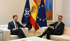Le secrétaire général de l'Otan, Mark Rutte, et le Premier ministre espagnol, Pedro Sanchez, à Madrid, en Espagne, le 27 janvier 2025. ( AFP / JAVIER SORIANO )