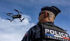 Un drone de la préfecture de police de Paris, le 27 septembre 2023 ( AFP / JOEL SAGET )