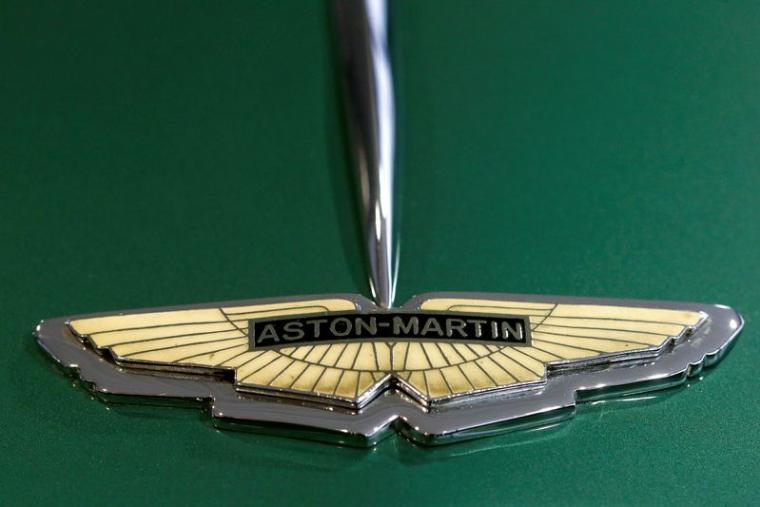 Le logo du constructeur britannique Aston Martin à Zurich