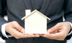 Pour le moment, la résidence principale est entièrement exonérée d'impôt sur la plus-value. (© Freepik)