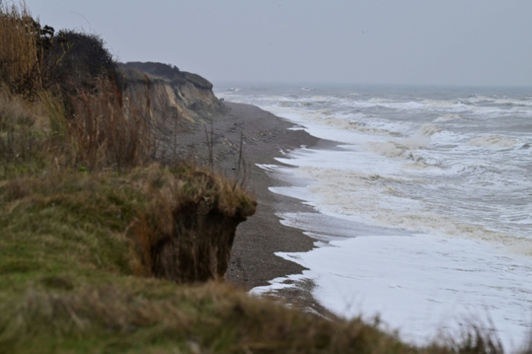 Vue du littoral dans le village balnéaire de Thorpeness, dans le Suffolk, en Angleterre, le 3 février 2026 ( AFP / Ben STANSALL )