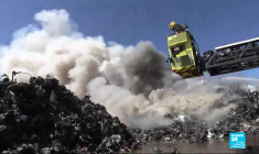 Déchets électriques : ces batteries qui mettent le feu aux centres de recyclage