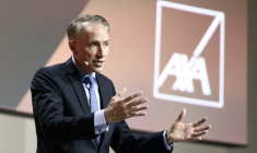 Le directeur général d'Axa, Thomas Buberl, le 24 avril 2025 à Paris ( AFP / Thibaud MORITZ )