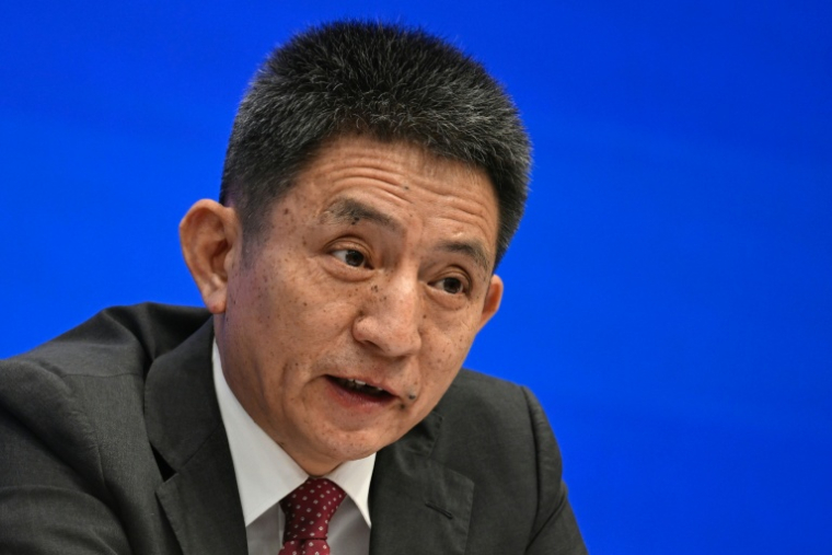 Le vice-ministre chinois du Commerce Li Chenggang, lors d'une conférence de presse, le 18 juillet 2025 à Pékin ( AFP / WANG Zhao )