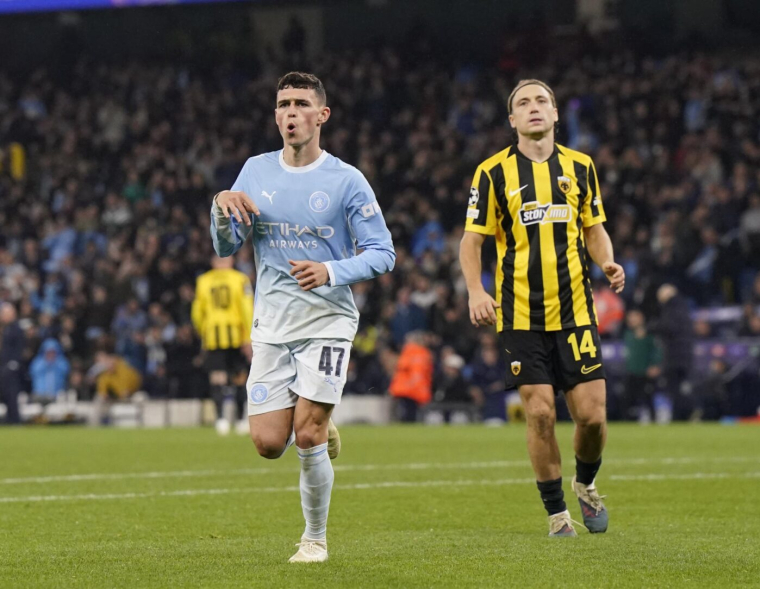Manchester City et Foden croquent l'AEK Athènes