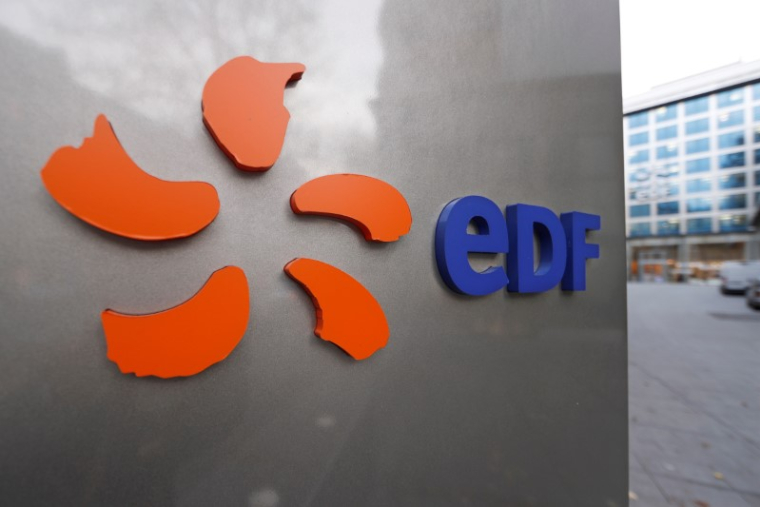EDF DISCUTE DU RACHAT DE POD POINT, SPÉCIALISTE DES BORNES DE RECHARGEMENT ÉLECTRIQUE, RAPPORTE SKY