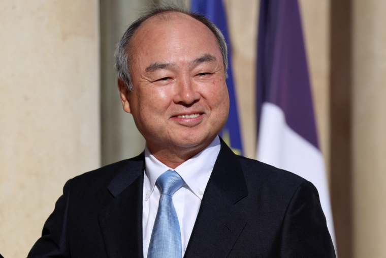 Masayoshi Son, PDG de Softbank, le 1er juin 2026, à Paris ( AFP / LUDOVIC MARIN )