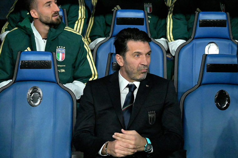 Gianluigi Buffon jette les gants à son tour