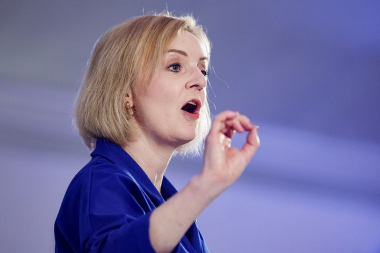 GRANDE-BRETAGNE: TRUSS ENVISAGE UNE BAISSE DE 5% DE LA TVA SI ELLE EST ÉLUE PREMIÈRE MINISTRE, SELON LA PRESSE