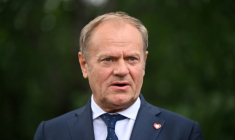 Le Premier ministre polonais Donald Tusk, le 16 mai 2025 à Tirana ( POOL / Leon Neal )