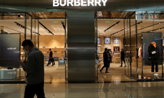 BURBERRY PLONGE EN BOURSE APRÈS DES VENTES JUGÉES DÉCEVANTES