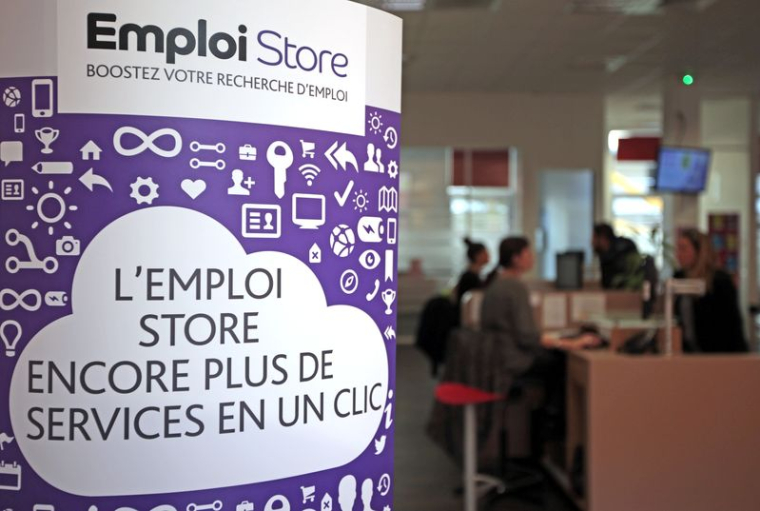 FRANCE: LE TAUX DE CHÔMAGE QUASI STABLE À UN PLUS BAS DEPUIS 2008 AU PREMIER TRIMESTRE, À 7,3%