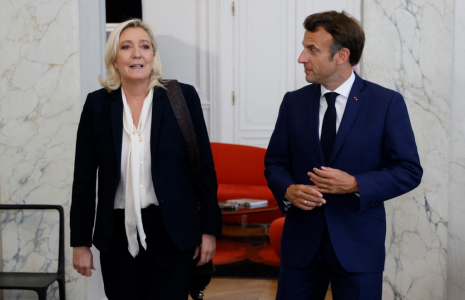 Marine Le Pen et Emmanuel Macron, le 21 juin 2022, à Paris ( POOL / LUDOVIC MARIN )
