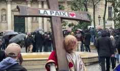 Rassemblement à Paris pour demander "justice pour Quentin"