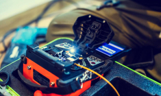 Fibre optique en copropriété : tout ce qu’il faut savoir / iStock.com - Koonsiri Boonnak