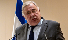 Gérard Larcher à Tel Aviv, en Israël, le 21 décembre 2023. ( AFP / ALBERTO PIZZOLI )