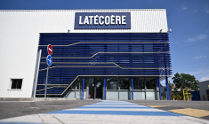 ( AFP / LIONEL BONAVENTURE )