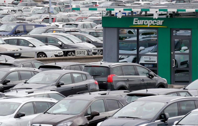EURAZEO VEUT DES OFFRES DÉFINITIVES POUR EUROPCAR EN SEPTEMBRE