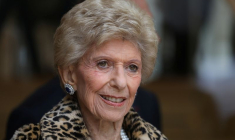 Hélène Carrere d'Encausse à l'Institut de France