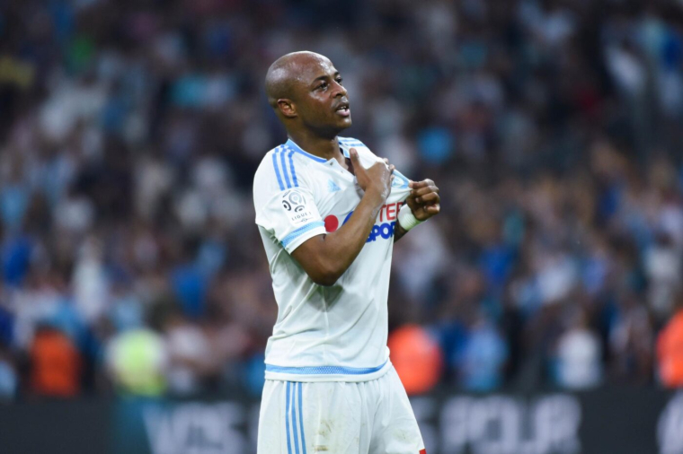 Quand André Ayew se faisait disputer par une « mémé de 70 ans »