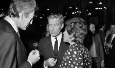 Philippe Grumbach (gauche), Jean-Jacques Servan-Schreiber et Françoise Giroud à Paris, le 6 ai 1973. ( AFP / STAFF )
