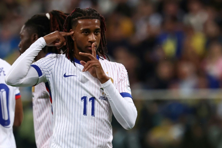 Michael Olise auteur du premier but des Bleus contre l'Ukraine en qualifications au Mondial, le 5 septembre 2025 à Wroclaw  ( AFP / FRANCK FIFE )