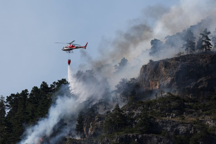 Incendie de forêt dans les Hautes-Alpes